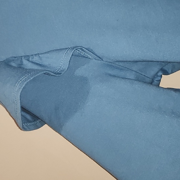 NWT Ladies 2 Top Bundle - Picture 4 of 12